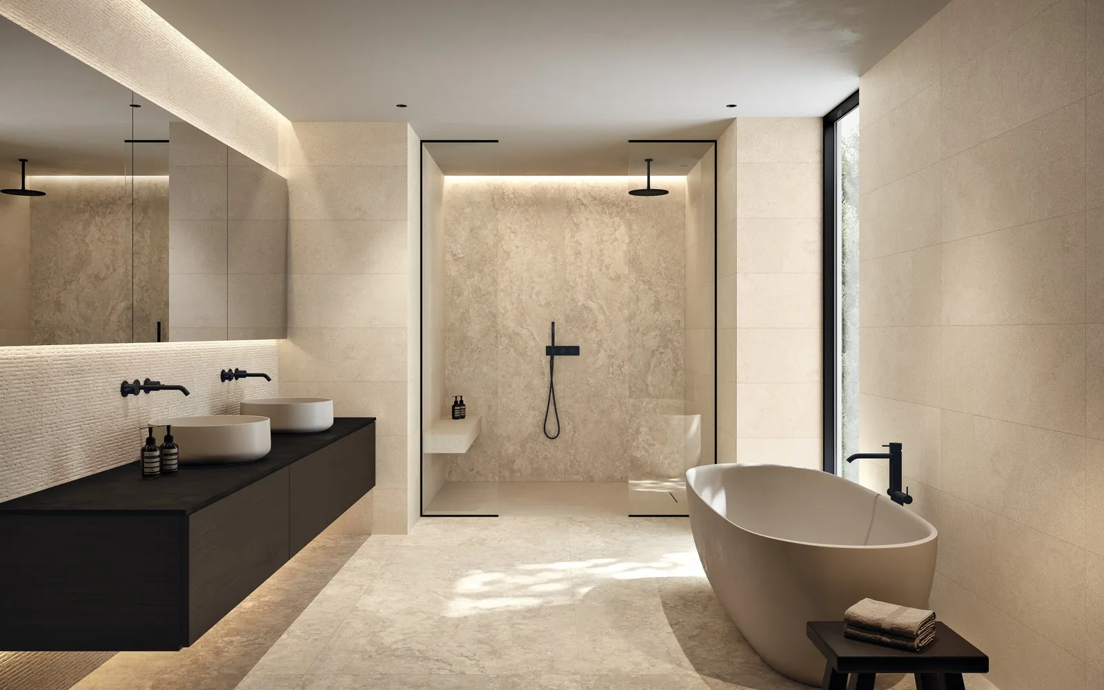 Baño en porcelánico Avignon: en las paredes, placas de 100×275 cm.